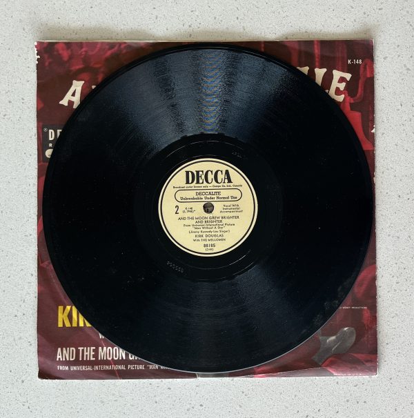Kirk Douglas A Whale Of A Tale And The Moon Grew Brighter Disney 78 RPM NEAR MINT!!! 88185 - Image 3