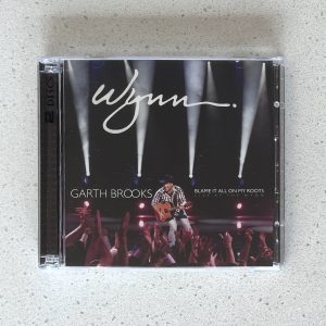 Garth Brooks The Ultimate Hits Blame It All On My Roots CD + DVD NO SCRATCHES!!! 85420-6001-24-4-22
